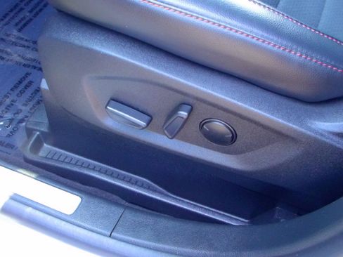 Used 2023 Ford Edge ST-Line AWD/4WD image 13