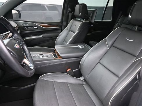 Used 2023 Cadillac Escalade Premium Luxury w/ Performance Package image 33