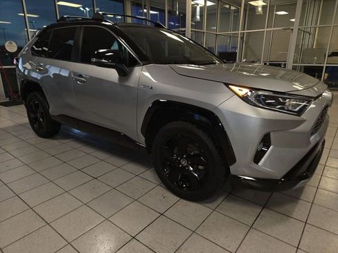 Used 2021 Toyota RAV4 XSE w/ XSE Grade Weather Package AWD/4WD image 2