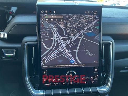 Used 2025 GMC Yukon XL Denali image 43