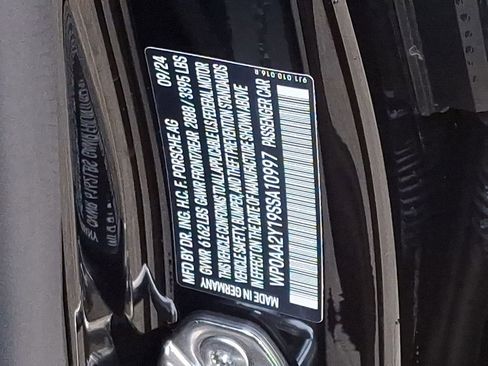 Certified 2025 Porsche Taycan image 26