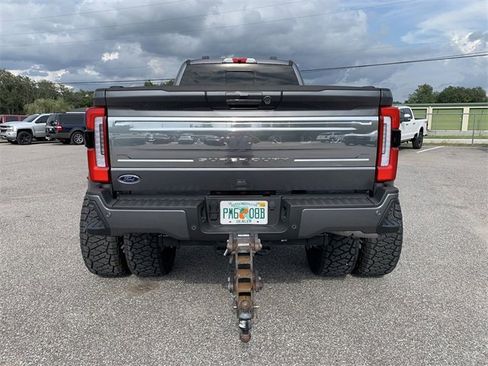 New 2024 Ford F450 Platinum w/ FX4 Off-Road Package image 5