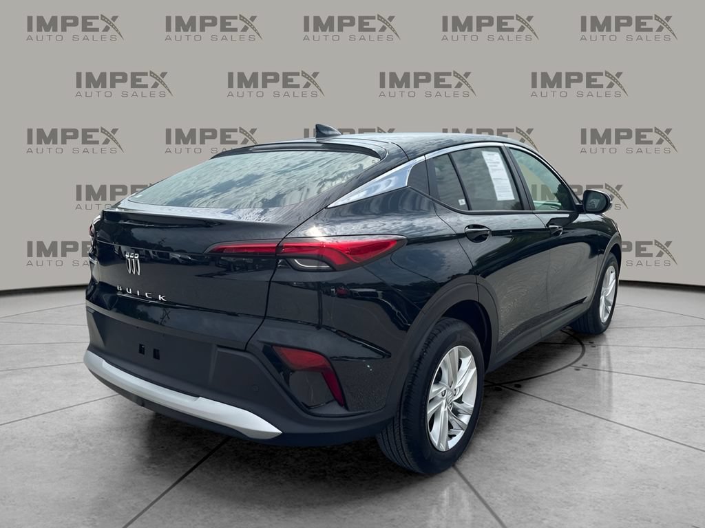 Used 2025 Buick Envista Preferred w/ Convenience I Package FWD image 3