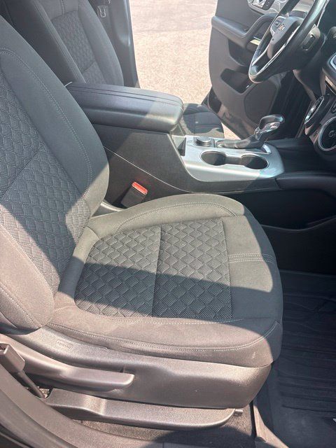 Used 2020 Chevrolet Blazer LT AWD/4WD image 24