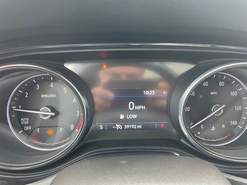 Used 2022 Buick Encore GX Select w/ Experience Buick Package image 13