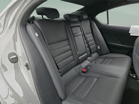 Used 2025 Lexus IS 350 F Sport RWD image 12