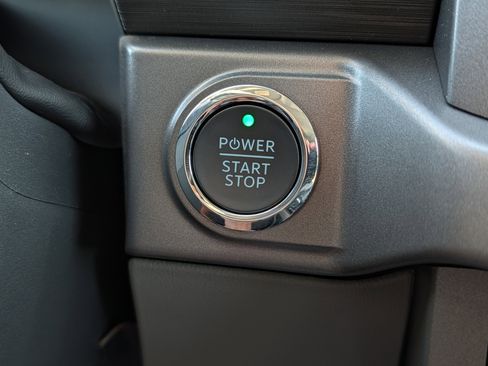 New 2025 Ford F150 Lightning XLT AWD/4WD image 32