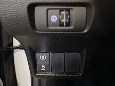 Used 2023 Honda Civic EX-L image 18