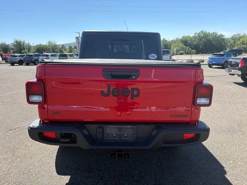 Used 2020 Jeep Gladiator Sport w/ Quick Order Package 24S AWD/4WD image 5