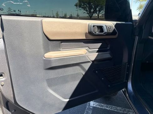 Used 2023 Ford Bronco Wildtrak AWD/4WD image 11
