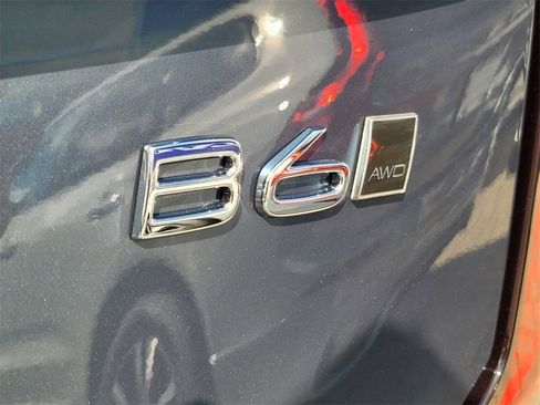 New 2026 Volvo XC90 B6 Plus w/ Protection Package Premier image 12