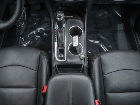 Used 2018 Chevrolet Equinox Premier AWD/4WD image 26