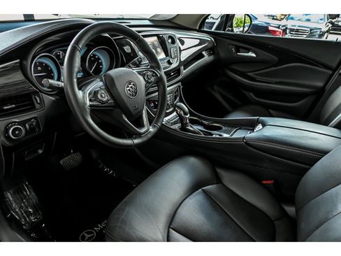 Used 2017 Buick Envision Essence FWD image 10
