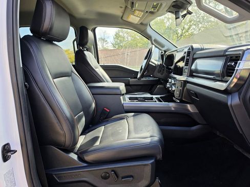 Used 2025 Ford F250 Lariat w/ Chrome Package AWD/4WD image 46