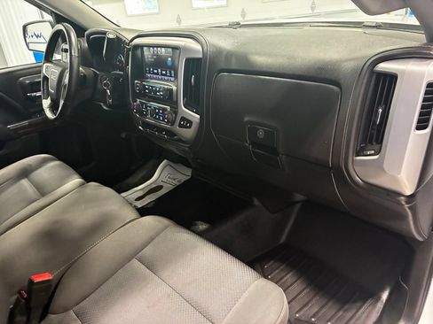 Used 2017 GMC Sierra 1500 SLE w/ SLE Value Package AWD/4WD image 31