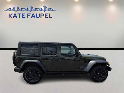 Used 2023 Jeep Wrangler Unlimited w/ Cold Weather Group AWD/4WD image 8