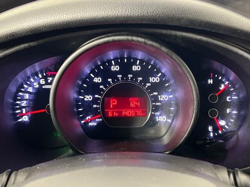 Used 2016 Kia Soul image 11