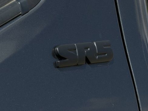 Used 2023 Toyota Tacoma SR5 RWD image 10