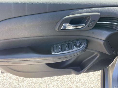 Used 2016 Chevrolet Malibu LTZ FWD image 11