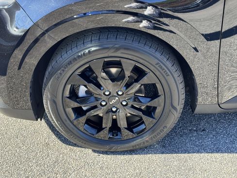 Certified 2024 Kia Carnival SX image 11