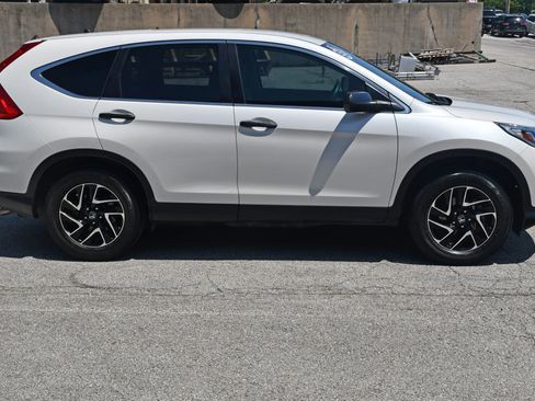 Used 2016 Honda CR-V SE image 5
