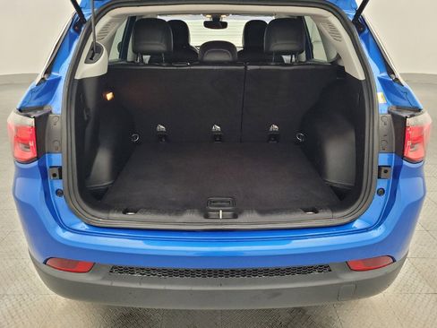 Used 2017 Jeep Compass Latitude w/ Popular Equipment Group image 29