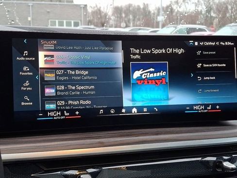 Certified 2025 BMW X5 xDrive40i w/ Executive Package image 21