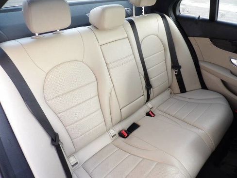 Used 2018 Mercedes-Benz C 300 4MATIC Sedan image 24