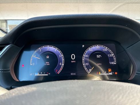 New 2025 Jeep Grand Cherokee Limited w/ Luxury Tech Group II image 16