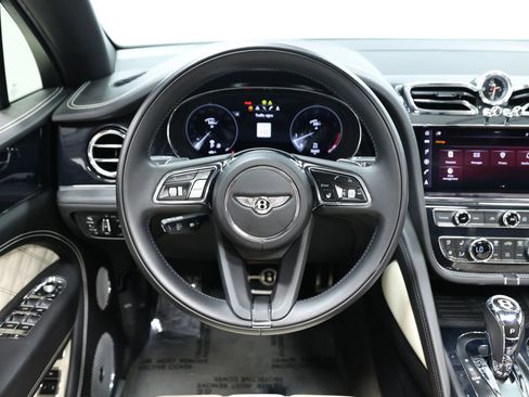 Used 2021 Bentley Bentayga w/ First Edition Specification AWD/4WD image 37