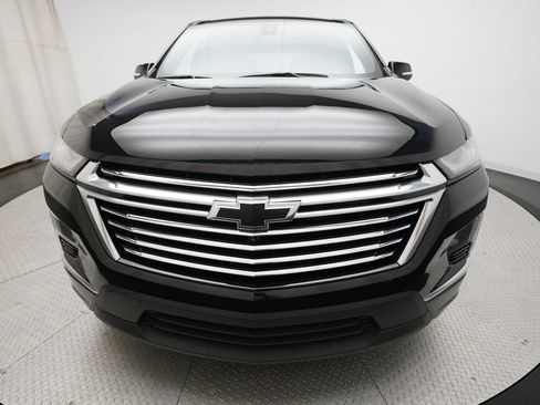 Used 2023 Chevrolet Traverse Premier AWD/4WD image 23