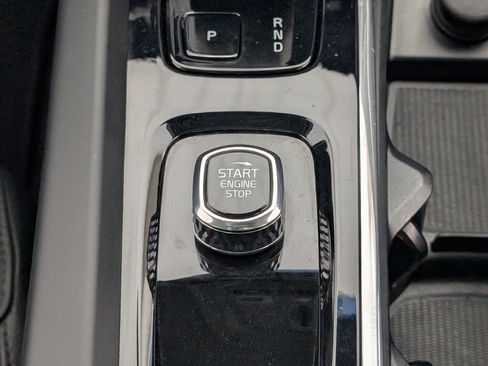 Used 2024 Volvo XC60 B5 Core image 35