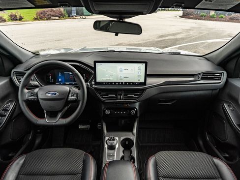 Used 2023 Ford Escape ST-Line w/ Tech Pack #1 FWD image 21