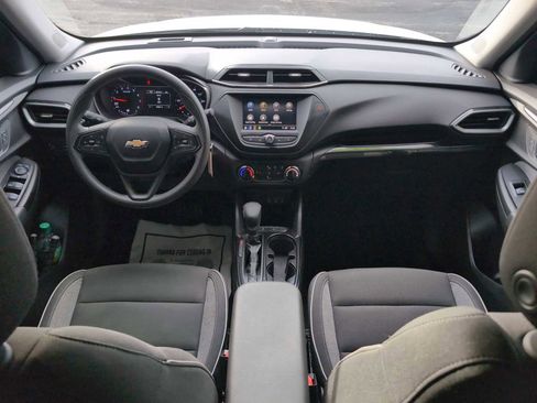 Used 2021 Chevrolet TrailBlazer LS image 20