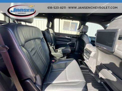 Used 2022 Jeep Wagoneer Series III w/ Convenience Group I image 27