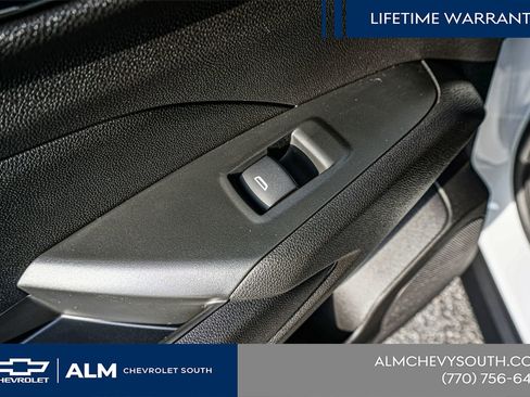 New 2026 Chevrolet Trax RS w/ Sunroof Package image 55