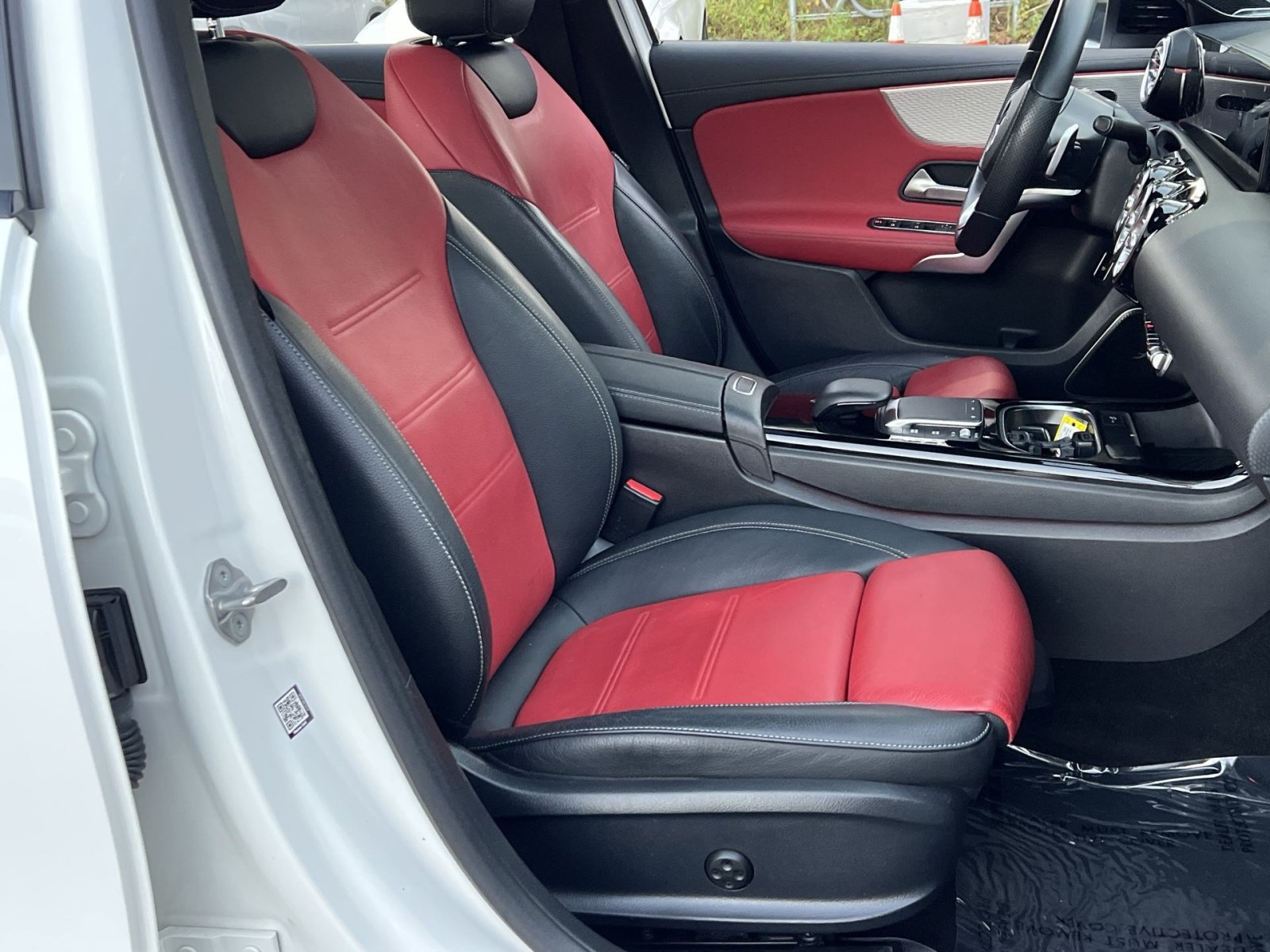 Used 2021 Mercedes-Benz A 220 4MATIC image 32