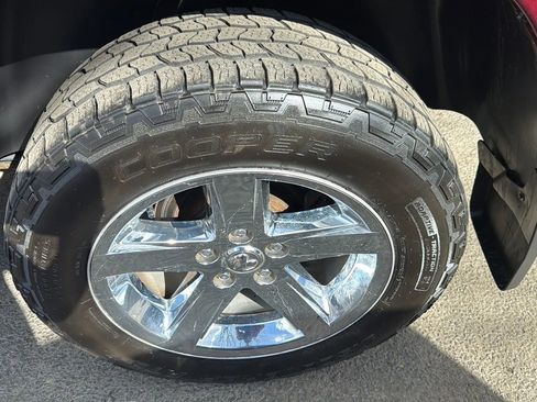 Used 2016 RAM 1500 Express image 9