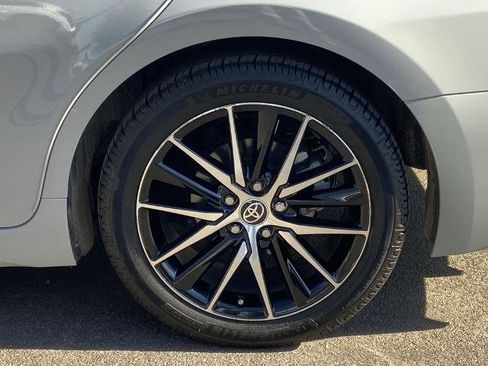 Used 2022 Toyota Camry SE image 26