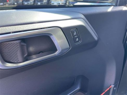 New 2025 Ford Bronco Raptor w/ Interior Carbon Fiber Pack image 13
