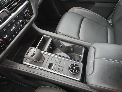 Certified 2023 Nissan Pathfinder SL AWD/4WD image 26