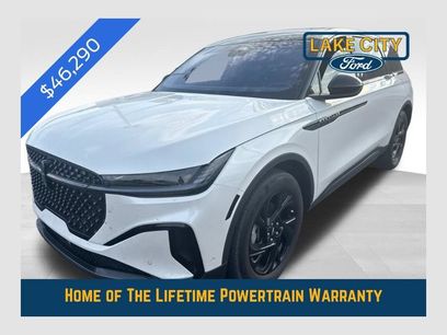Used 2024 Lincoln Nautilus Premier w/ Equipment Group 102A