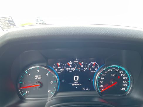 Used 2018 GMC Yukon Denali w/ Denali Ultimate Package AWD/4WD image 11
