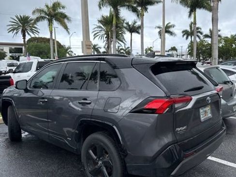 Used 2020 Toyota RAV4 XSE w/ XSE Grade Weather Package image 8