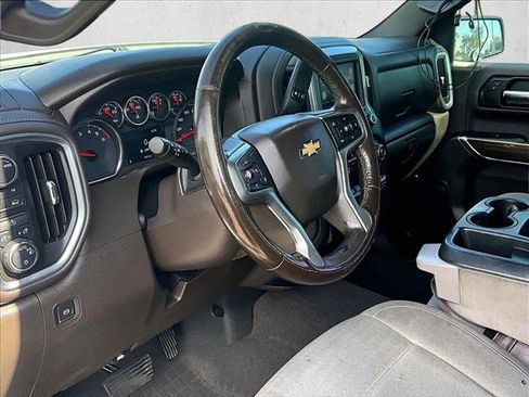 Used 2021 Chevrolet Silverado 1500 LT AWD/4WD image 14