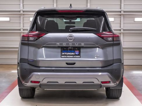 Used 2023 Nissan Rogue SL FWD image 7