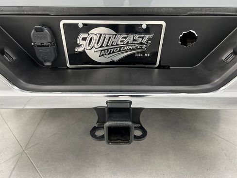 Used 2024 Chevrolet Silverado 2500 LT image 32