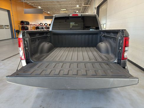 Used 2022 RAM 1500 Big Horn AWD/4WD image 21