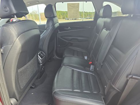 Used 2018 Kia Sorento SX image 13