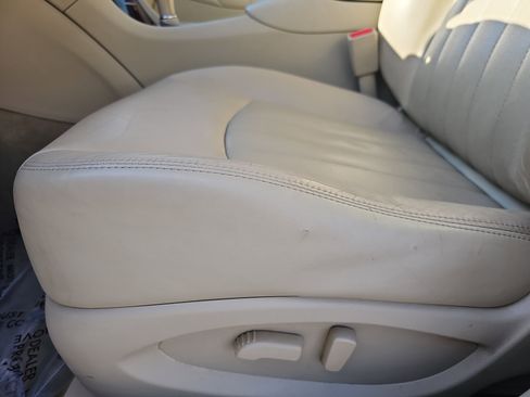 Used 2015 INFINITI QX50 Journey w/ Premium Package image 26